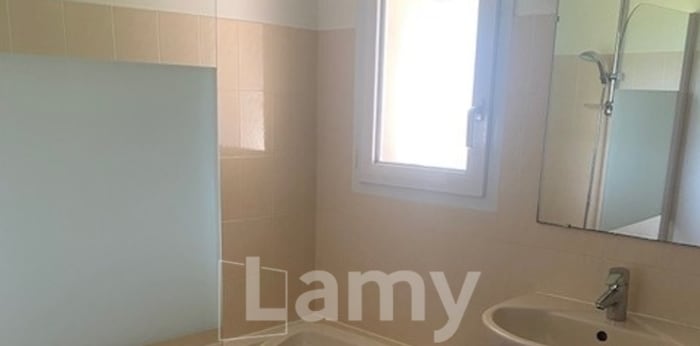 Image 6 sur 7 - Appartement  ·  Location · Vannes (56000) · 4 pièces · 80m²