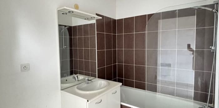 Image 7 sur 7 - Appartement  ·  Location · Angouleme (16000) · 2 pièces · 51m²