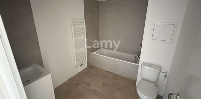 Image 3 sur 9 - Appartement  ·  Location · Mulhouse (68100) · 2 pièces · 41m²