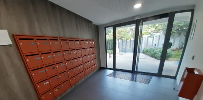 Image 9 sur 10 - Appartement  ·  Location · Marseille (13012) · 2 pièces · 38m²
