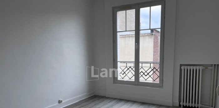 Image 6 sur 9 - Appartement  ·  Location · Paris (75011) · 2 pièces · 46m²