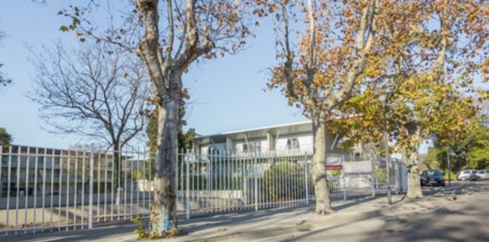 Image 1 sur 6 - Appartement  ·  Location · Arles (13200) · 1 pièce · 25m²