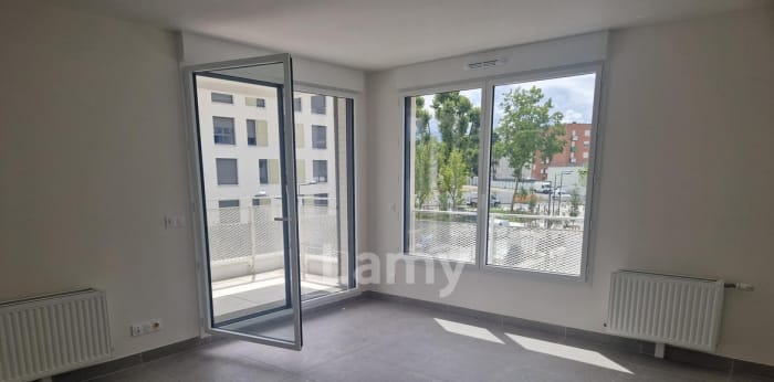 Image 2 sur 5 - Appartement  ·  Location · Creteil (94000) · 3 pièces · 76m²