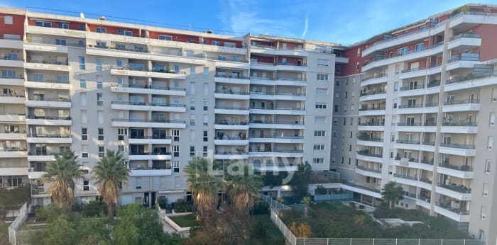 Image 11 sur 11 - Appartement  ·  Location · Marseille (13008) · 2 pièces · 50m²