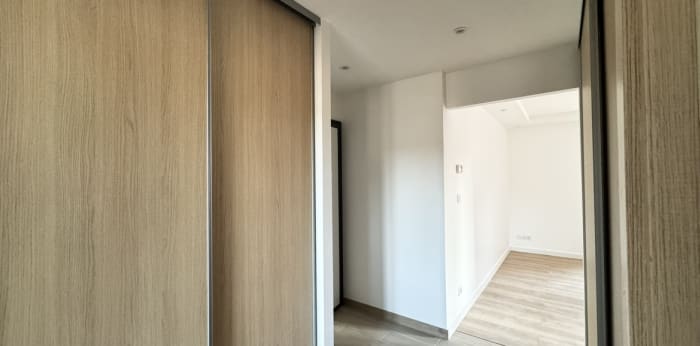 Image 7 sur 8 - Appartement  ·  Location · Les Rousses (39220) · 2 pièces · 43m²