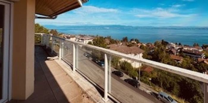 Image 7 sur 15 - Appartement  ·  Location · Evian Les Bains (74500) · 4 pièces · 115m²