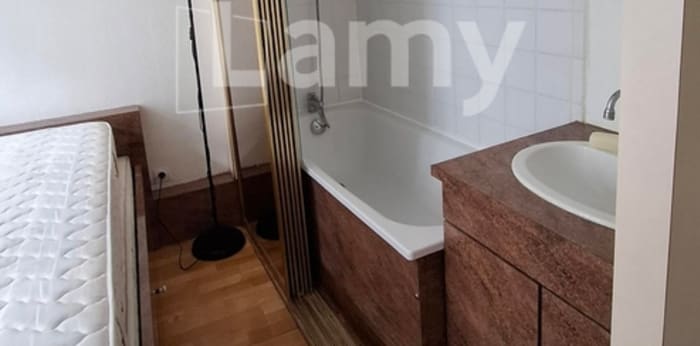 Image 6 sur 7 - Appartement  ·  Location · Lille (59800) · 2 pièces · 38m²