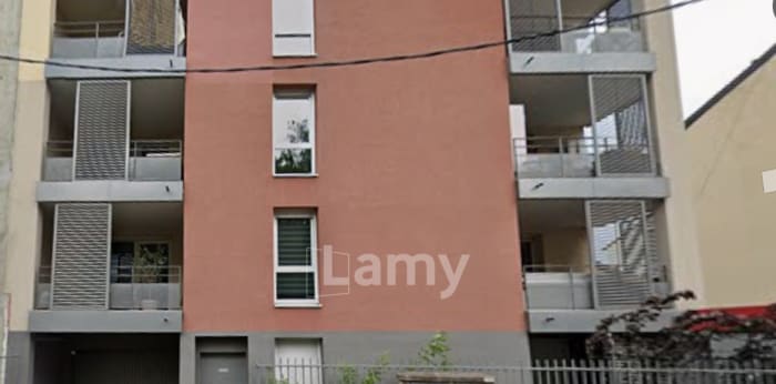 Image 1 sur 1 - Parking/box  ·  Location · Caluire Et Cuire (69300) · 10m²