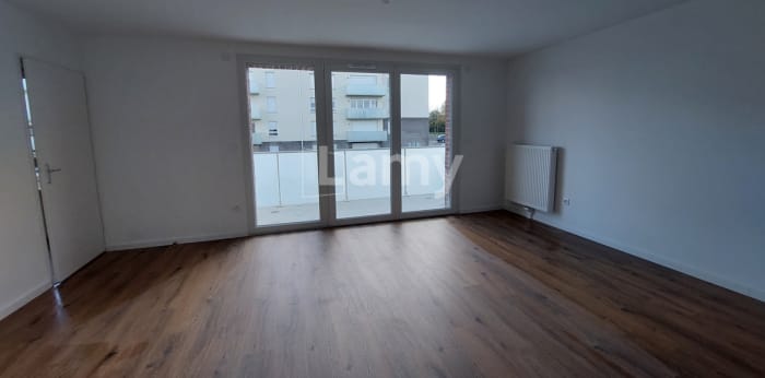 Image 3 sur 4 - Appartement  ·  Location · Lens (62300) · 2 pièces · 49m²