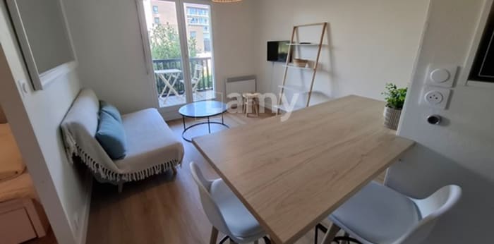 Image 3 sur 8 - Appartement  ·  Location · Cabourg (14390) · 2 pièces · 24m²