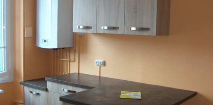 Image 1 sur 5 - Appartement  ·  Location · Lons Le Saunier (39000) · 1 pièce · 46m²