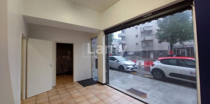 Image 4 sur 7 - Bureaux  ·  Location · Grenoble (38100) · 47m²