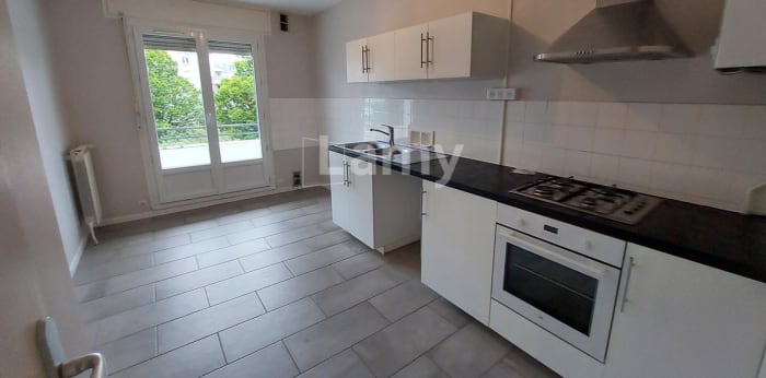 Image 1 sur 11 - Appartement  ·  Location · Grenoble (38100) · 4 pièces · 111m²