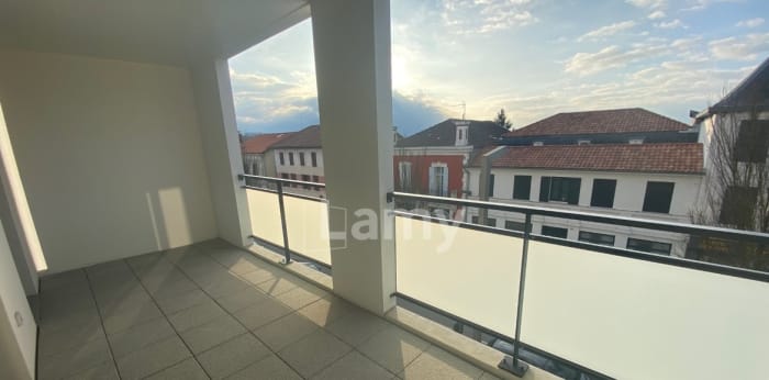 Image 2 sur 9 - Appartement  ·  Location · Dax (40100) · 2 pièces · 41m²