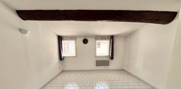 Image 2 sur 10 - Appartement  ·  Location · Aix En Provence (13100) · 1 pièce · 24m²