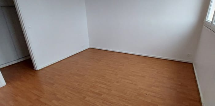 Image 2 sur 6 - Appartement  ·  Location · Villiers Sur Orge (91700) · 1 pièce · 27m²