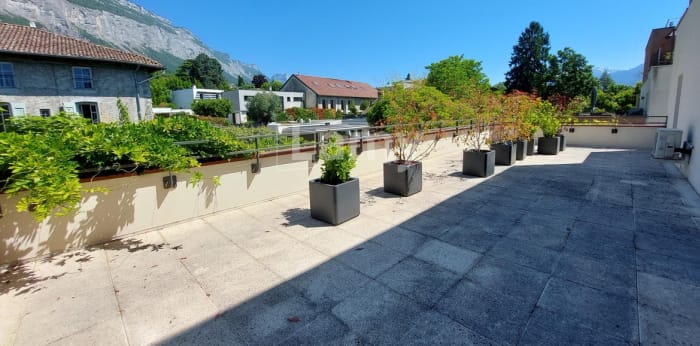 Image 1 sur 13 - Appartement  ·  Location · Meylan (38240) · 4 pièces · 87m²