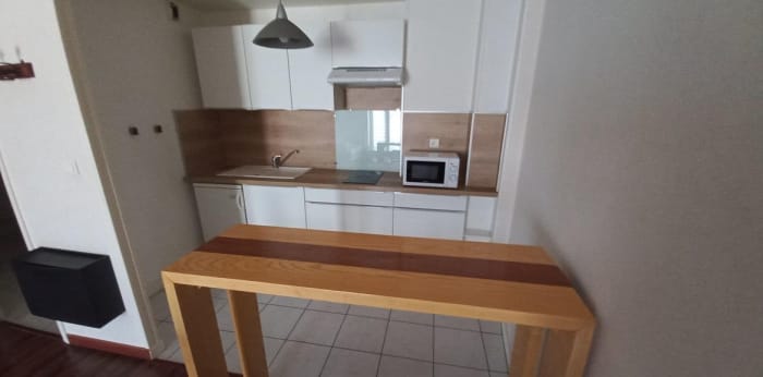 Image 2 sur 7 - Appartement  ·  Location · Clermont Ferrand (63000) · 1 pièce · 31m²