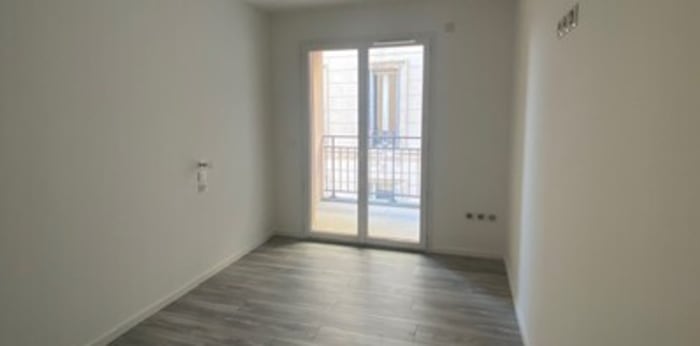 Image 8 sur 16 - Appartement  ·  Location · Marseille (13006) · 3 pièces · 72m²