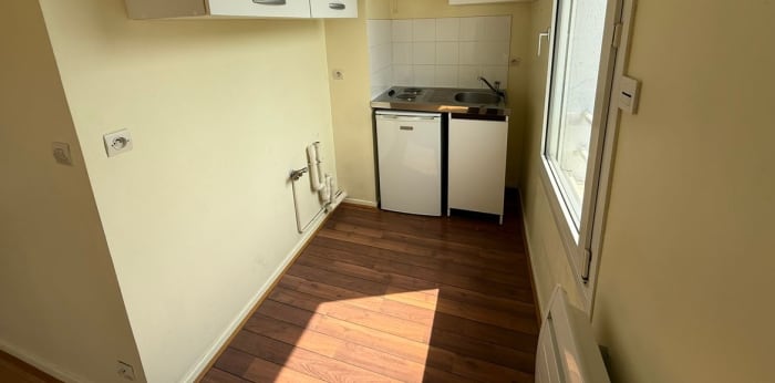 Image 4 sur 6 - Appartement  ·  Location · Reims (51100) · 1 pièce · 28m²