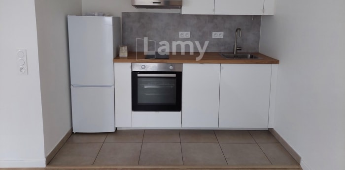 Image 1 sur 8 - Appartement  ·  Location · Cergy (95000) · 2 pièces · 47m²