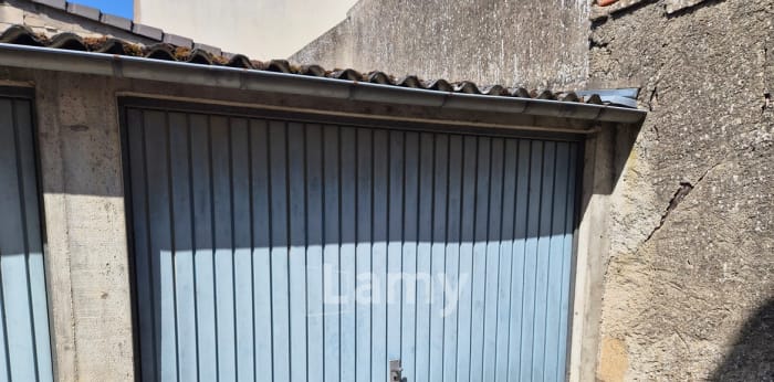 Image 1 sur 3 - Parking/box  ·  Location · Sens (89100) · 15m²