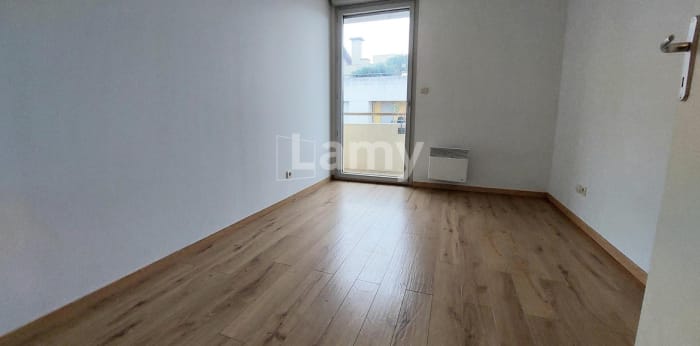 Image 12 sur 18 - Appartement  ·  Location · Toulouse (31200) · 4 pièces · 84m²
