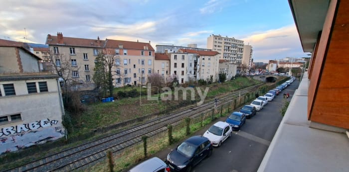 Image 6 sur 7 - Appartement  ·  Location · Clermont Ferrand (63000) · 1 pièce · 21m²