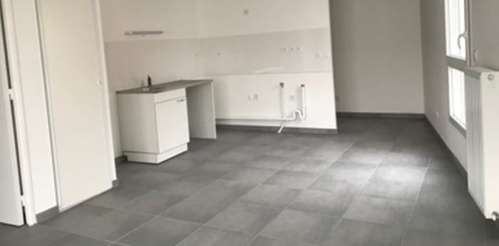 Image 2 sur 7 - Appartement  ·  Location · Lyon (69008) · 4 pièces · 81m²