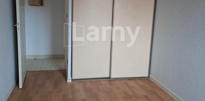 Image 8 sur 10 - Appartement  ·  Location · Toulouse (31500) · 3 pièces · 61m²