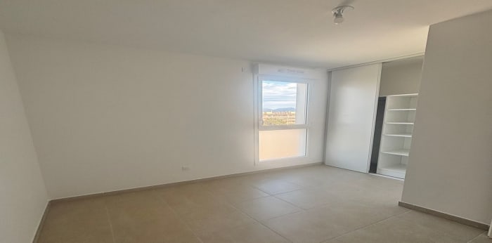 Image 2 sur 8 - Appartement  ·  Location · Frejus (83600) · 3 pièces · 61m²