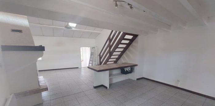 Image 5 sur 16 - Maison/villa  ·  Location · St Jean De Cornies (34160) · 4 pièces · 88m²