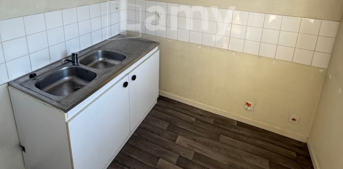 Image 2 sur 5 - Appartement  ·  Location · Merignac (33700) · 2 pièces · 48m²