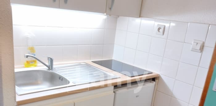 Image 6 sur 8 - Appartement  ·  Location · Bussy St Georges (77600) · 19m²