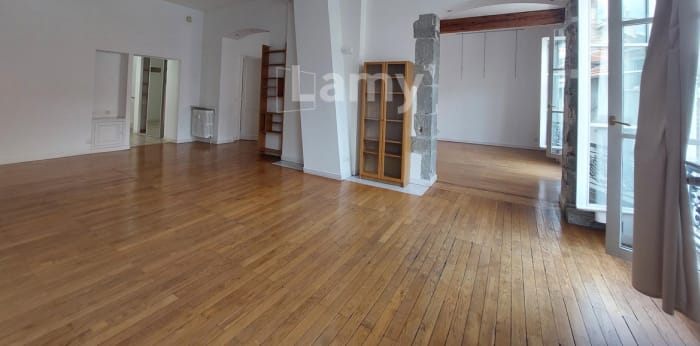 Image 1 sur 16 - Appartement  ·  Location · Grenoble (38000) · 5 pièces · 176m²