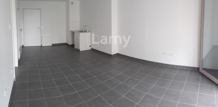 Image 8 sur 9 - Appartement  ·  Location · Nancy (54000) · 2 pièces · 41m²