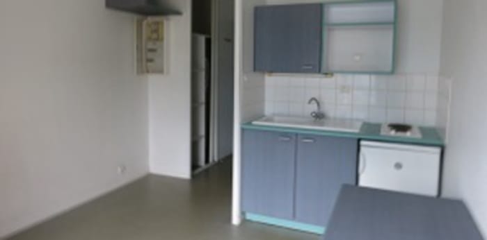 Image 1 sur 4 - Appartement  ·  Location · Lille (59800) · 1 pièce · 19m²