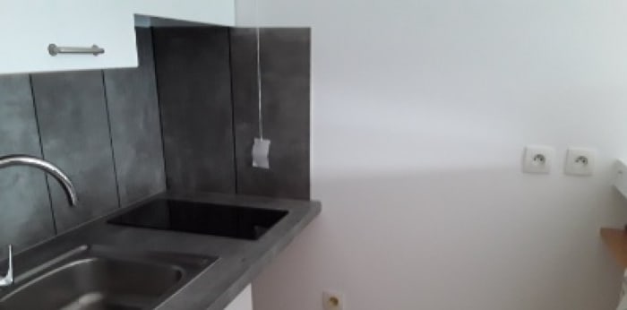 Image 3 sur 4 - Appartement  ·  Location · Noisy Le Grand (93160) · 1 pièce · 27m²