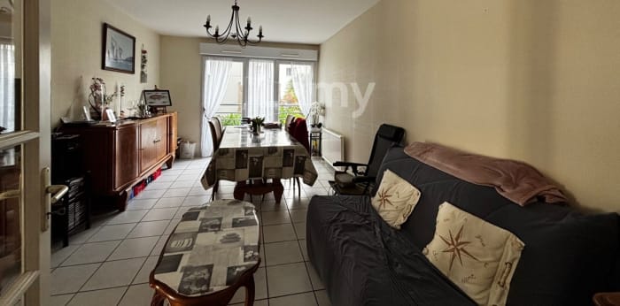 Image 2 sur 4 - Appartement  ·  Location · St Malo (35400) · 2 pièces · 52m²