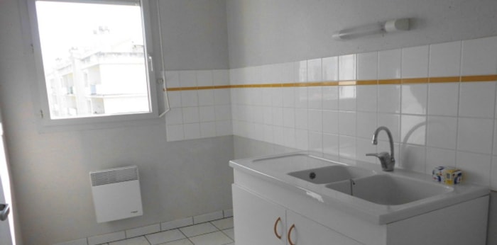Image 2 sur 13 - Appartement  ·  Location · Agen (47000) · 2 pièces · 42m²