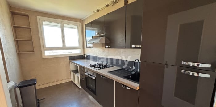 Image 2 sur 12 - Appartement  ·  Location · Chenove (21300) · 2 pièces · 49m²