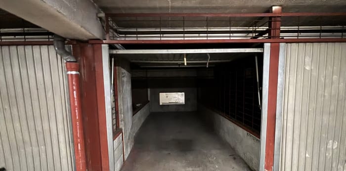 Image 2 sur 4 - Parking/box  ·  Location · Lyon (69003) · 10m²