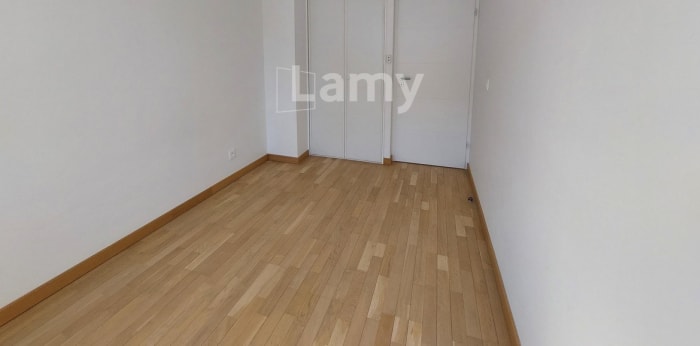 Image 6 sur 13 - Appartement  ·  Location · Meylan (38240) · 4 pièces · 87m²