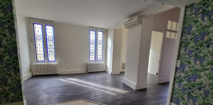 Image 2 sur 13 - Appartement  ·  Location · Sens (89100) · 5 pièces · 127m²