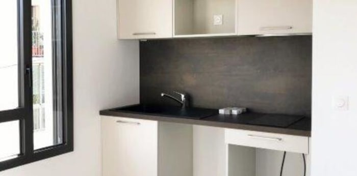 Image 2 sur 7 - Appartement  ·  Location · Lyon (69008) · 2 pièces · 43m²