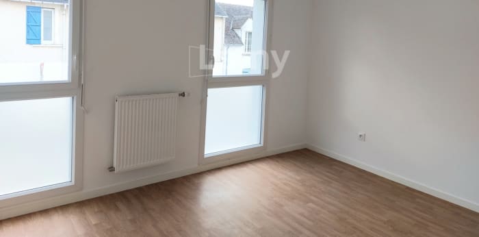 Image 7 sur 8 - Maison/villa  ·  Location · Epernon (28230) · 4 pièces · 88m²