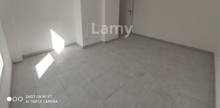 Image 6 sur 8 - Appartement  ·  Location · Bedarrides (84370) · 3 pièces · 61m²