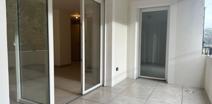 Image 5 sur 8 - Appartement  ·  Location · Cogolin (83310) · 3 pièces · 63m²