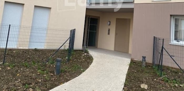 Image 13 sur 15 - Appartement  ·  Location · La Verpilliere (38290) · 3 pièces · 63m²