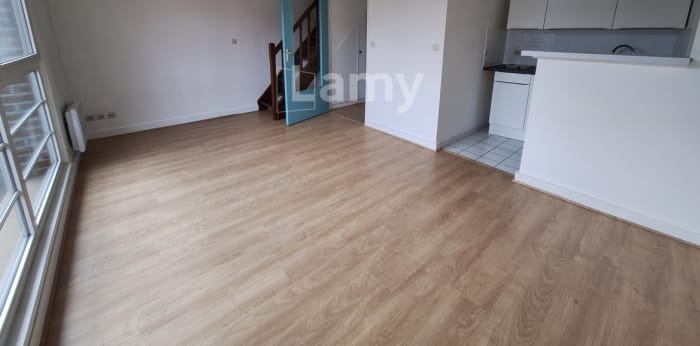 Image 2 sur 7 - Appartement  ·  Location · Lille (59000) · 2 pièces · 37m²